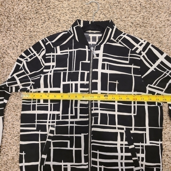 Susan Graver Bomber Jacket Peachskin Zip-Front Art Deco Avant Pop Bold Size XS - Picture 12 of 15